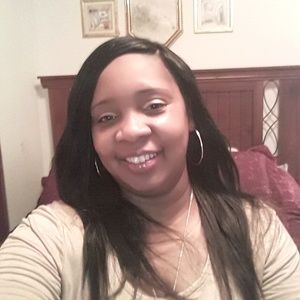 Meet your Posher, Apollonia